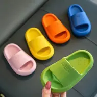 Children Bathroom Slippers Summer Solid Color Anti Slip Soft Sole Kid Slippers 2-8 Years Old Boys and Girls Cute Home Slippers 933