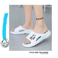 2025 New Men Massage Slippers Slides Indoor Outdoor Sandals Beach Casual Shoes Comfortable Sole Men's Slippers Big Size 38-47 951