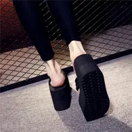 Newest Styel Women Flip Flops Comfortable Summer Casual Flip Flops Women Slippers Beach Style Non-slip Thick Bottom Wedges Shoes 956