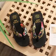 2025 Fashion Women Flip Flops Summer Beach Platform Slippers Casual Outside Wedges Sandals Summer Women Shoes 923