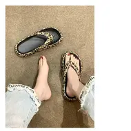 2025 Women Plaid Thong Flip Flops Summer Thick Platform Slides Ladies Non Slip Clip Toe Slippers Soft Casual Outdoor Beach Shoes 929