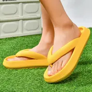 Soft Sole EVA Women's Flip Flops Wholesale 2025 Summer Beach Non-slip Cloud Slippers Women Thick Platform Clip Toe Bathroom Slides 959