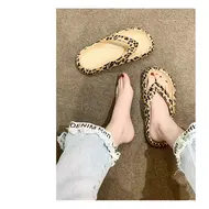 2025 Women Plaid Thong Flip Flops Summer Thick Platform Slides Ladies Non Slip Clip Toe Slippers Soft Casual Outdoor Beach Shoes 929