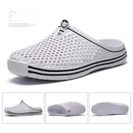 Comfortable Men Pool Sandals Summer Outdoor Beach Shoes Men Slip on Garden Clogs Casual Water Shower Slippers Unisex 988