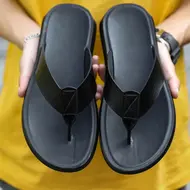 Size 38-47 New Flip-flops For Men Casual Cool Beach Summer Shoes Hotel Slippers Man Light Flats Luxe Men's Shoes 1022
