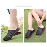 Comfortable Men Pool Sandals Summer Outdoor Beach Shoes Men Slip on Garden Clogs Casual Water Shower Slippers Unisex 988
