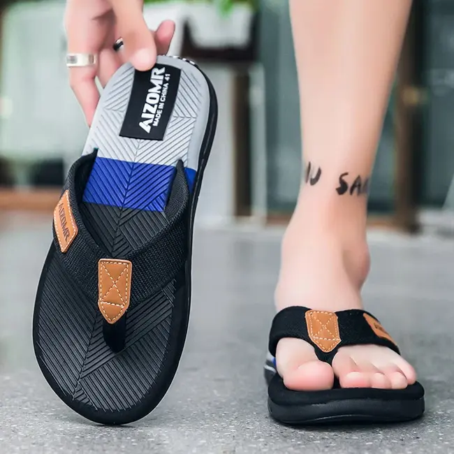 Men Mixed Colors Flip-flops Summer Comfortable Thick Sole Non-Slip Walking Shoes Round Head Lightweight Beach Slippers 1013_18786