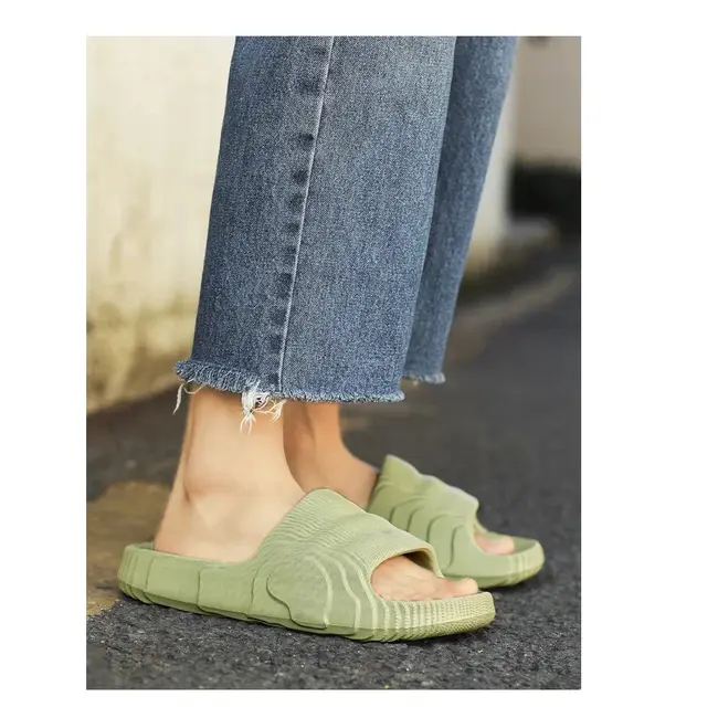 Luxury Man Sandal for Men's Shoes 2025 White Sandals Flat Sandals Mens Soft Sandles Summer Shoes Sale Slippers Slipers 1004_18690