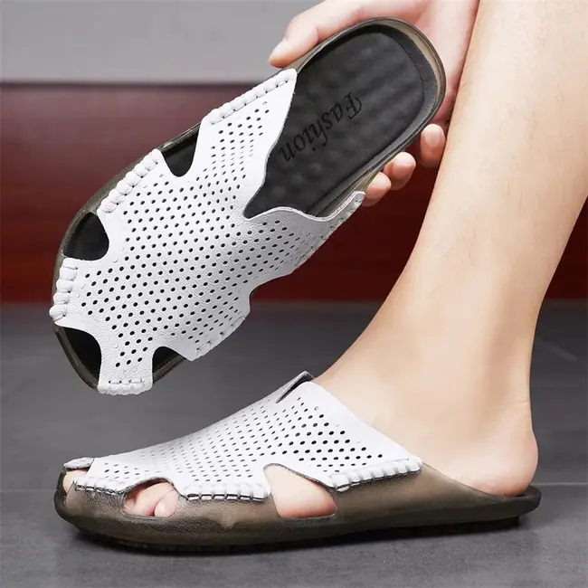 ​New Casual Leather Men Sandals Light Breathable Flats Hollow Out Male Shoes Summer Outdoor Daily Men Slippers Hot Sale Half Drag 1017_18868