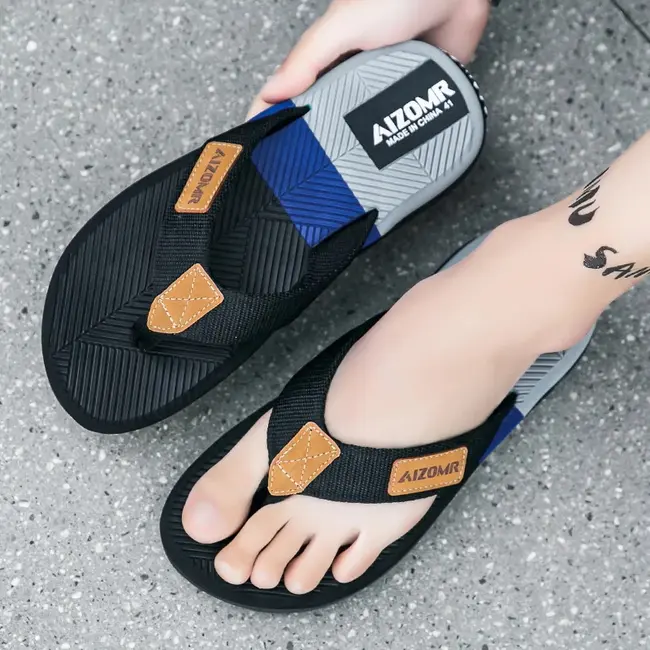 Men Mixed Colors Flip-flops Summer Comfortable Thick Sole Non-Slip Walking Shoes Round Head Lightweight Beach Slippers 1013_18804