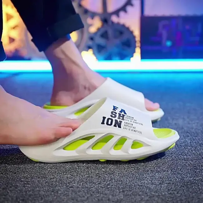 EVA Soft Sole Male Slides New Summer Men's Slippers Breathable Hollow Beach Sandals Light Comfortable Indoor Flip Flop 990_18373