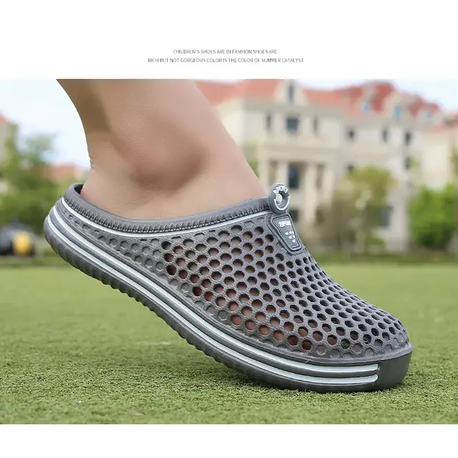 Comfortable Men Pool Sandals Summer Outdoor Beach Shoes Men Slip on Garden Clogs Casual Water Shower Slippers Unisex 988_18306
