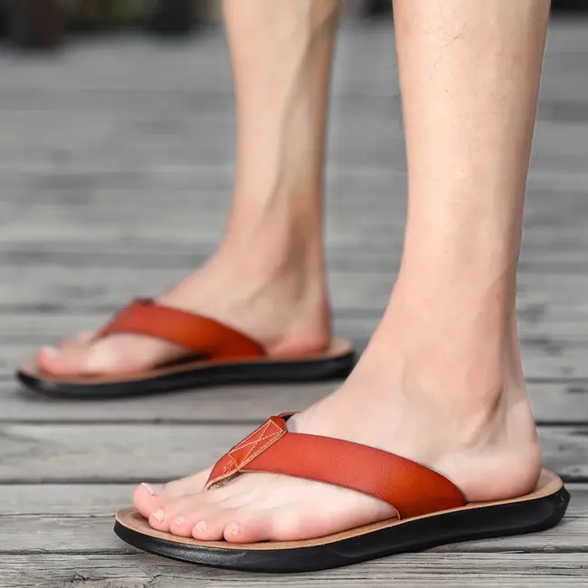 Size 38-47 New Flip-flops For Men Casual Cool Beach Summer Shoes Hotel Slippers Man Light Flats Luxe Men's Shoes 1022_19002
