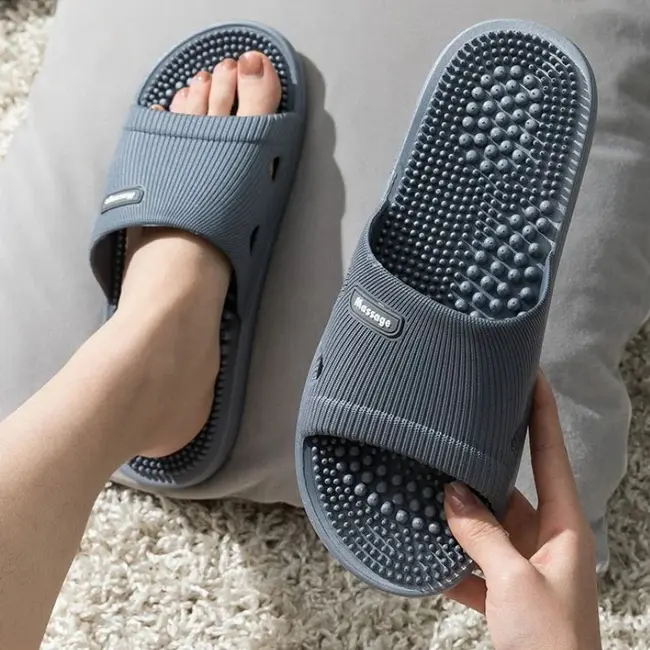 Solid Colour Men's Slippers Bathroom Anti-slip Massage Sandals Women Simple Soft Bottom Health Shoes 1024_19042